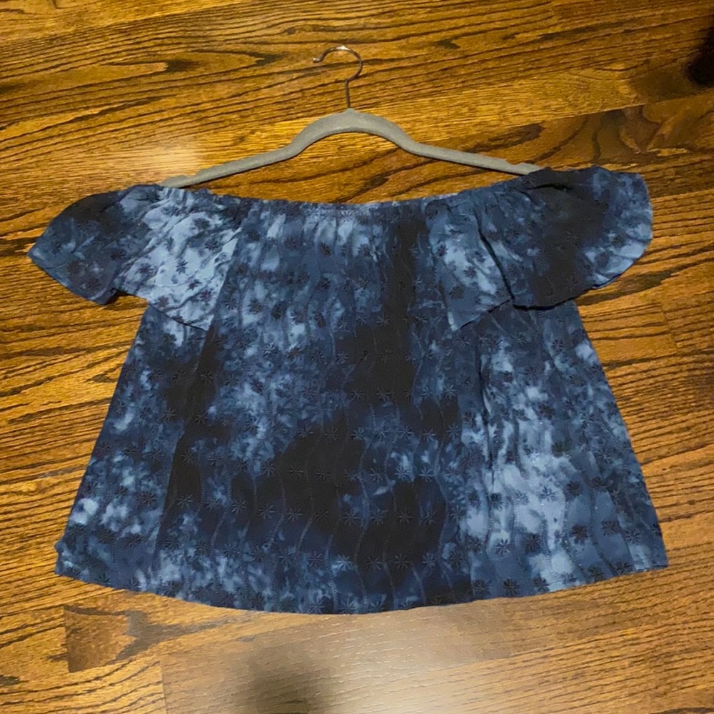 Off the shoulder tie dye crop top